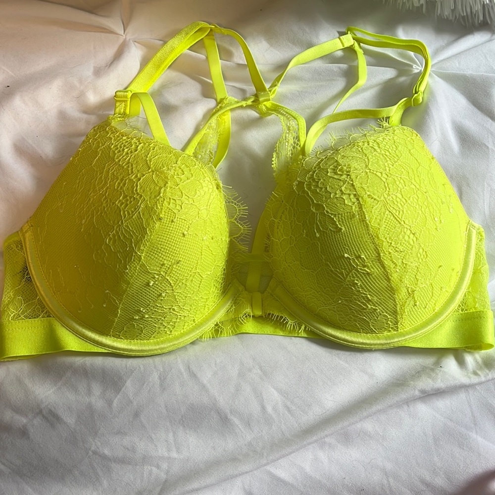 Yellow Victorias Secret push up bra 32C